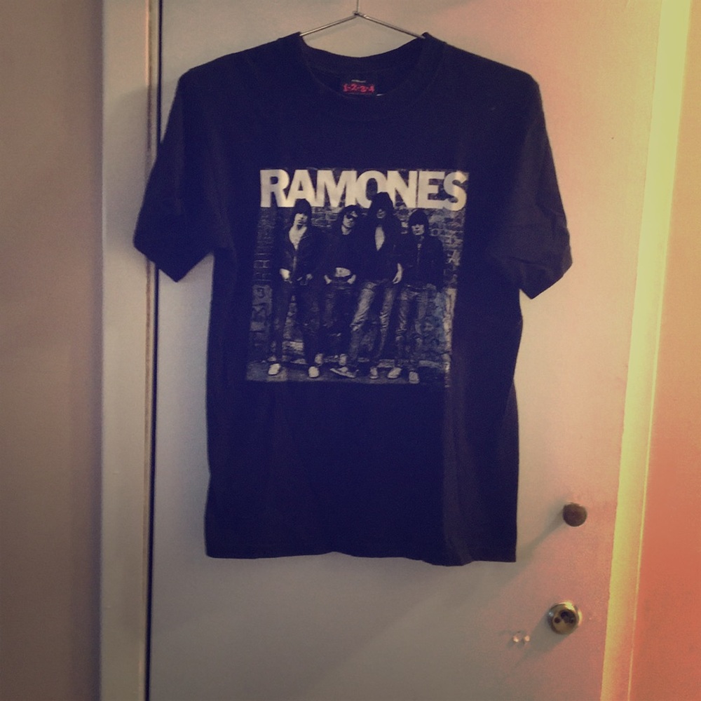 Ramones Tee